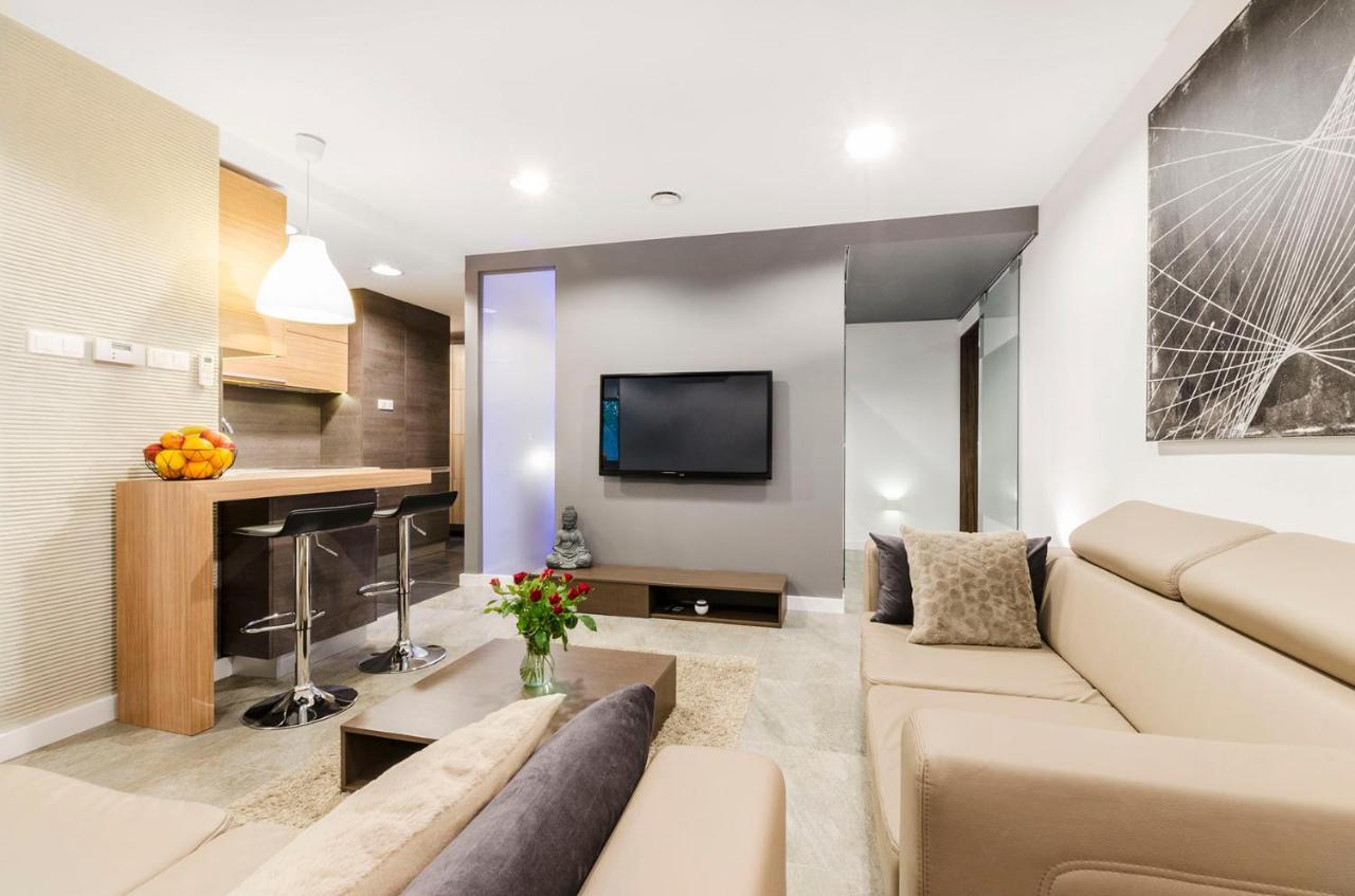 Lupoapartments Kosynierow Klimatyzacja Dostep Na Kod Λοτζ Εξωτερικό φωτογραφία